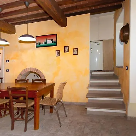 Apartament La Torre Del Castello Gambassi Terme